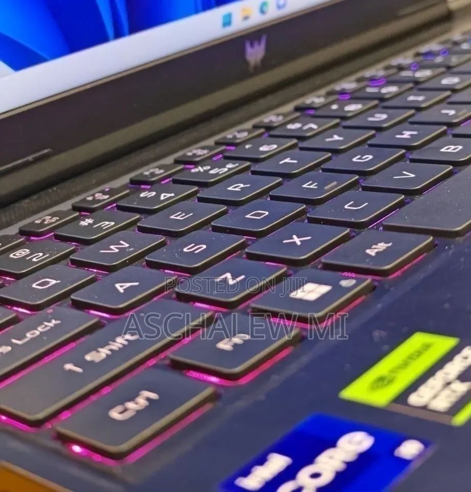 New Laptop Acer Predator Helios Neo 16 16GB Intel Core i9 SSD 1T