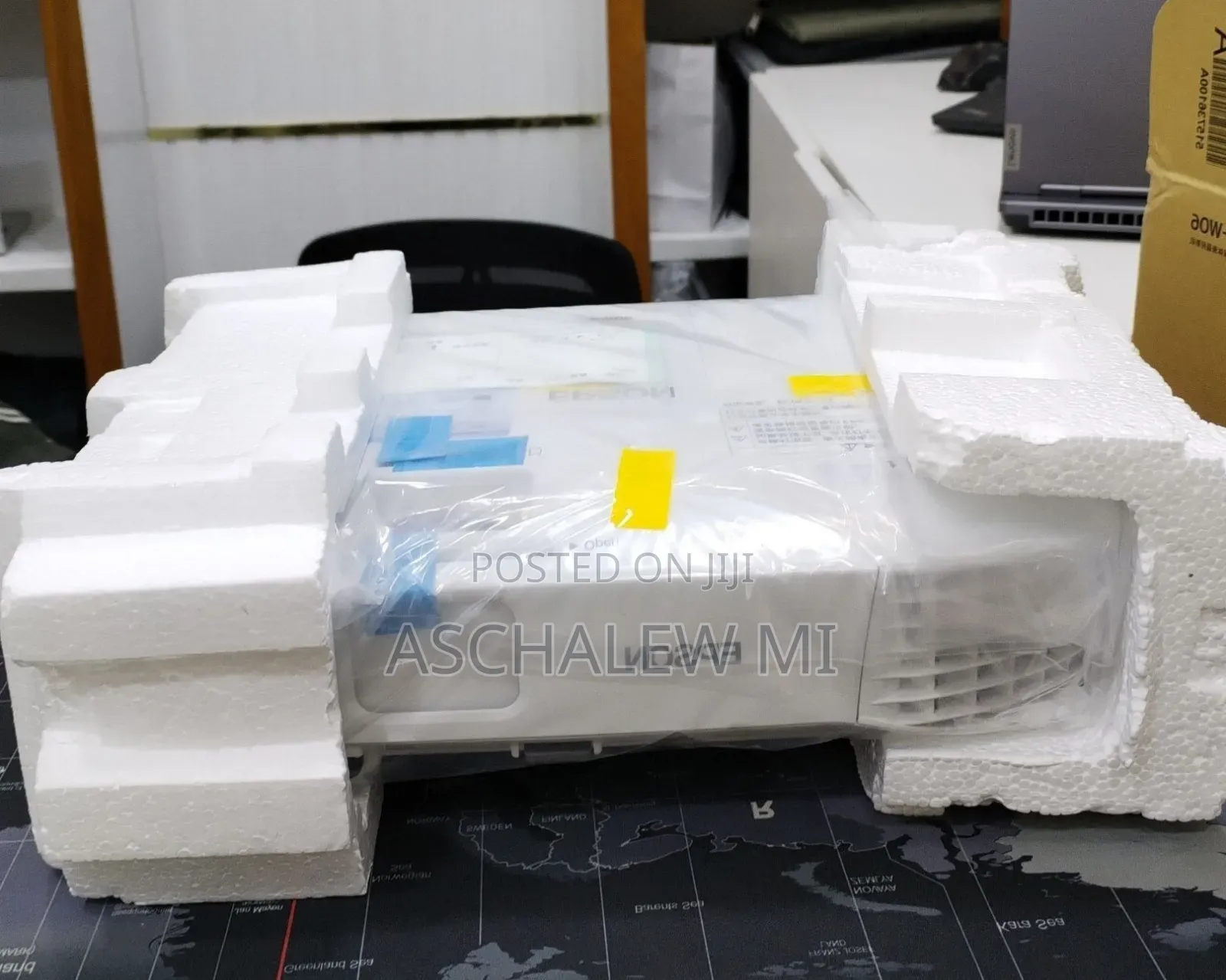 Brand New EPSON Projector
Quantity 2PC Available 
Model Name: CB