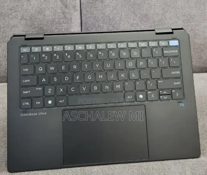 New Laptop HP OmniBook 5 14" 16GB Intel Core Ultra 7 SSD 1T