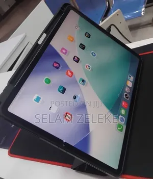 New Apple iPad Pro 1 TB Black