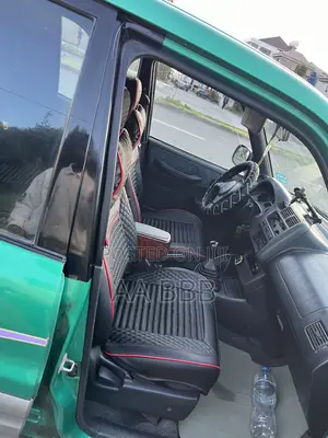 Toyota RAV4 Base FWD 1999