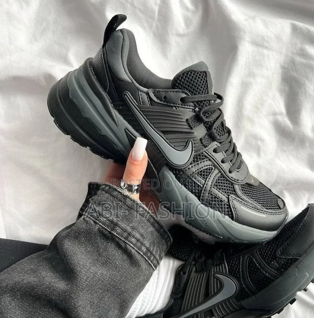 #Nike #V2K Run "#Triple Black" Sneaker Shoes Size40-43