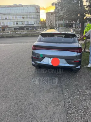 BYD E2 43 kWh 94 hp FWD 2025 Gray