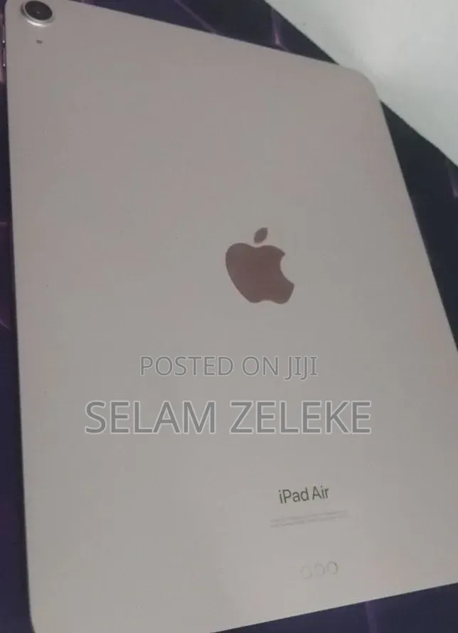 New Apple iPad Air 64 GB Silver