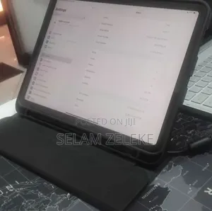 New Apple iPad Air 64 GB Silver