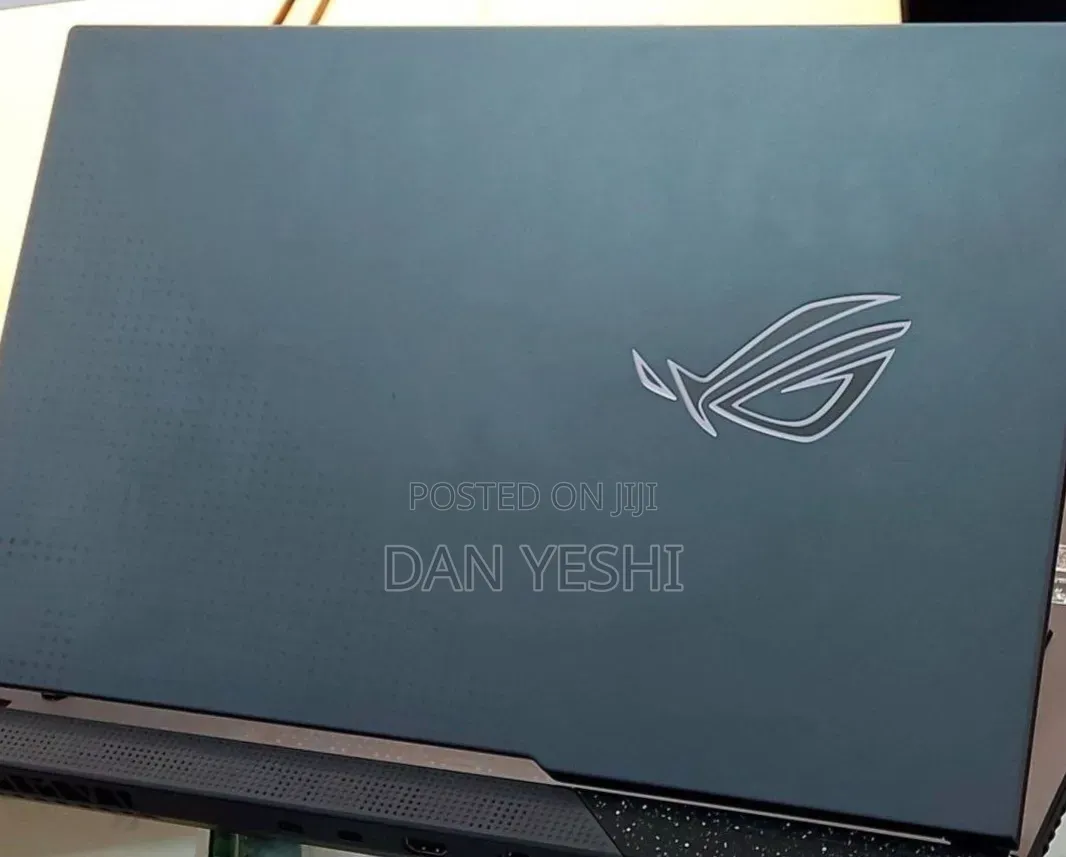 New Laptop Asus 16GB AMD Ryzen 9 SSD 512GB