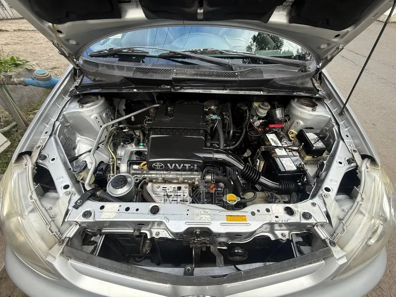 Toyota Platz 2005 Silver
