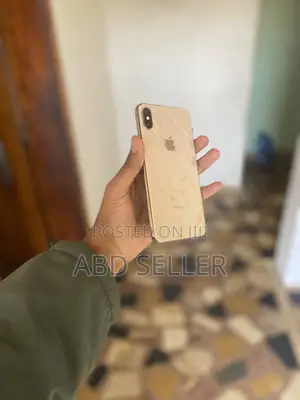 Apple iPhone XS Max 64 GB Gold