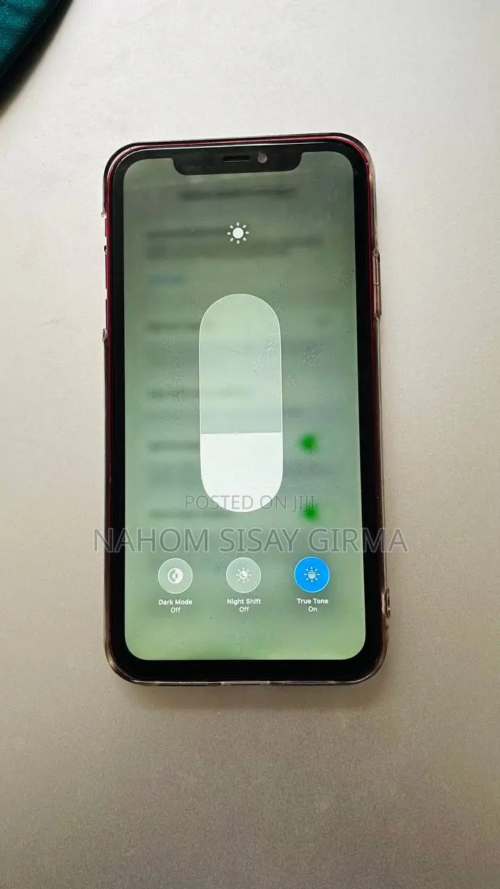 Apple iPhone 11 64 GB Red