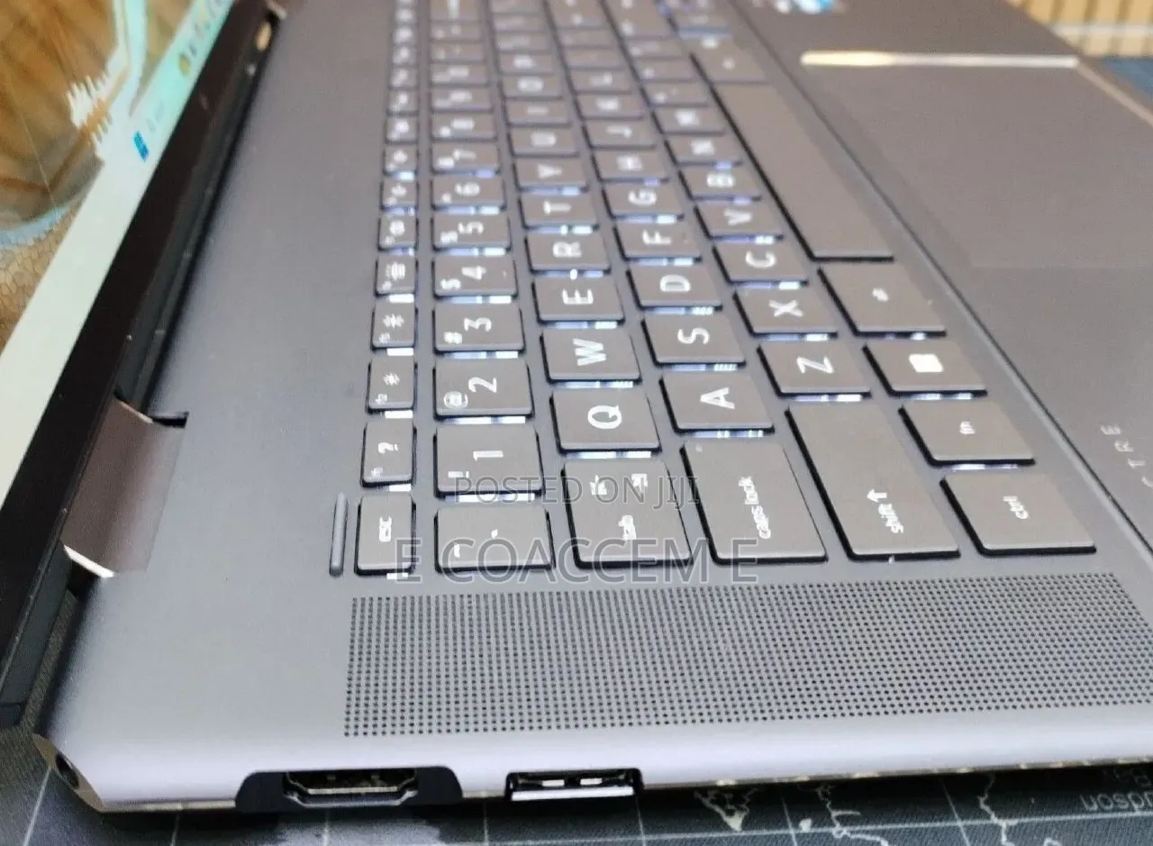 New Laptop HP Spectre X360 16GB Intel Core i7 SSD 512GB