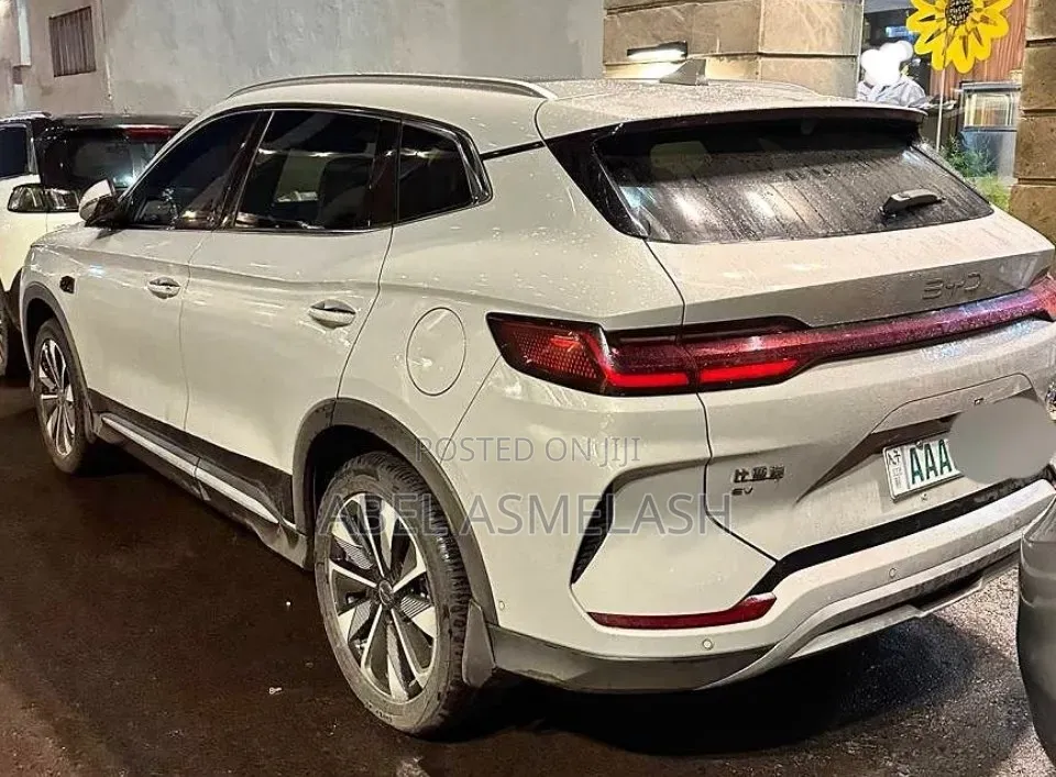 BYD Song Plus 2025 White