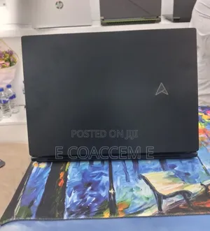 New Laptop Asus ZenBook UX430UA 32GB Intel Core i9 SSD 1T