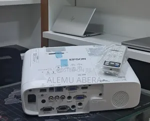 Brand New Epson Projector Model : EB-X49 Technology: 3LCD,