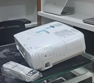 Brand New Epson Projector Model : EB-X49 Technology: 3LCD,