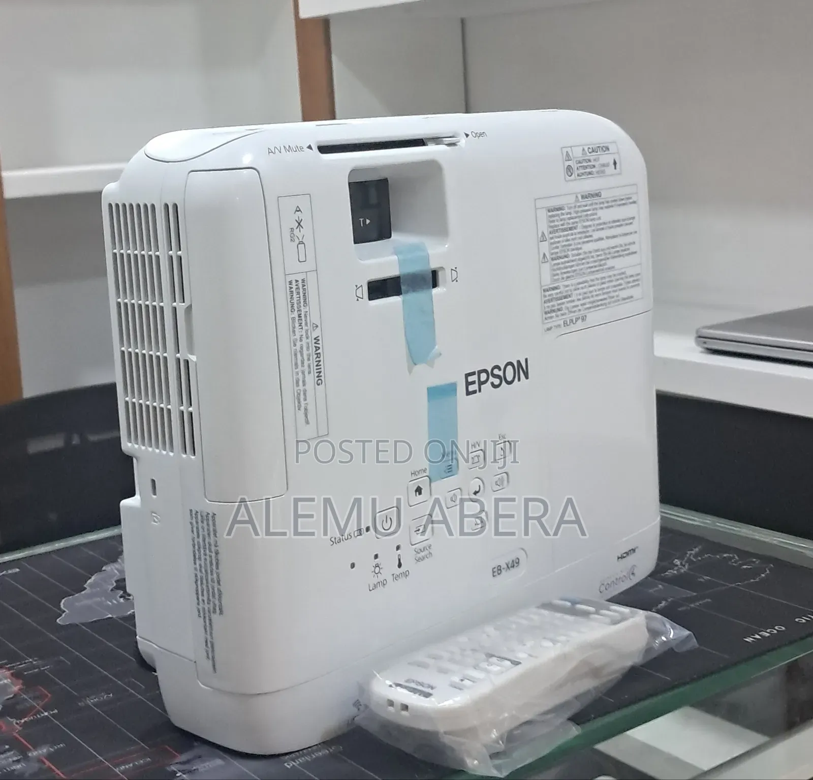 Brand New Epson Projector Model : EB-X49 Technology: 3LCD,
