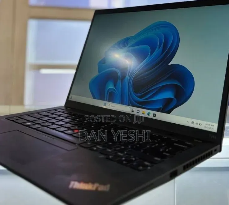 New Laptop Lenovo ThinkPad T14 16GB Intel Core i7 SSD 512GB