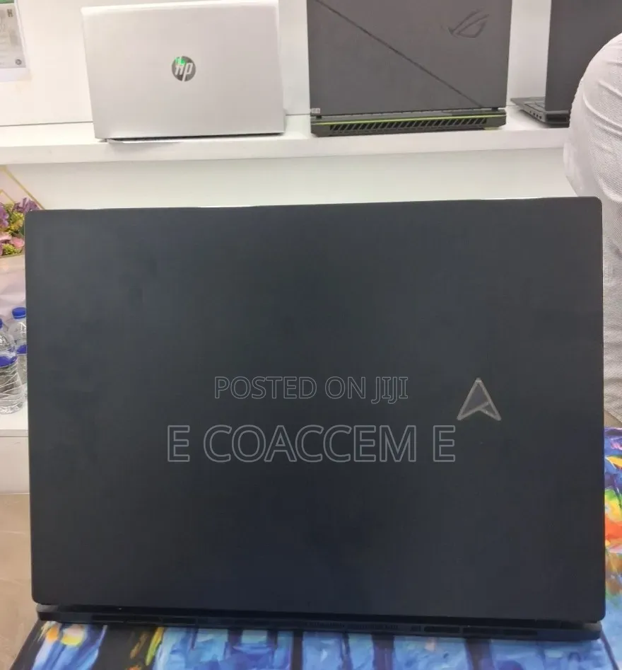 New Laptop Asus ZenBook UX430UA 32GB Intel Core i9 SSD 1T