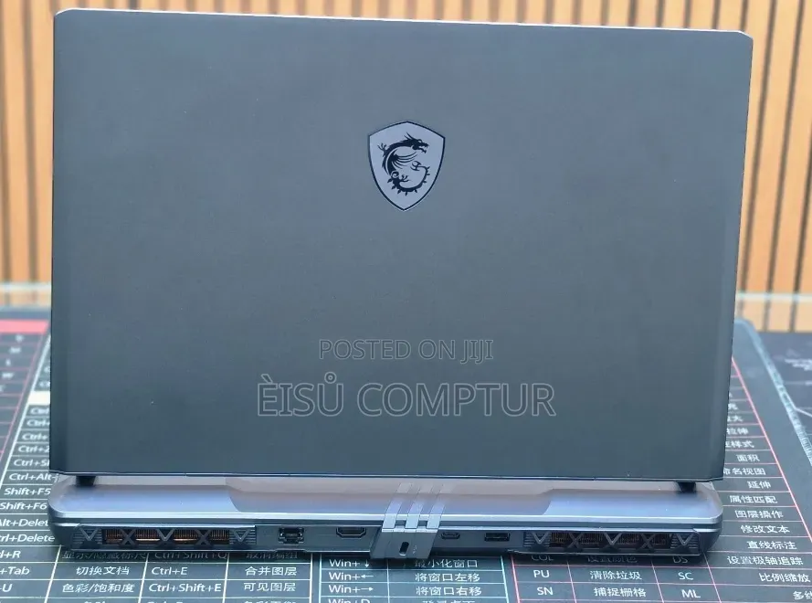 New Laptop MSI Vector GP68 HX 13V 32GB Intel Core i9 SSD 1T