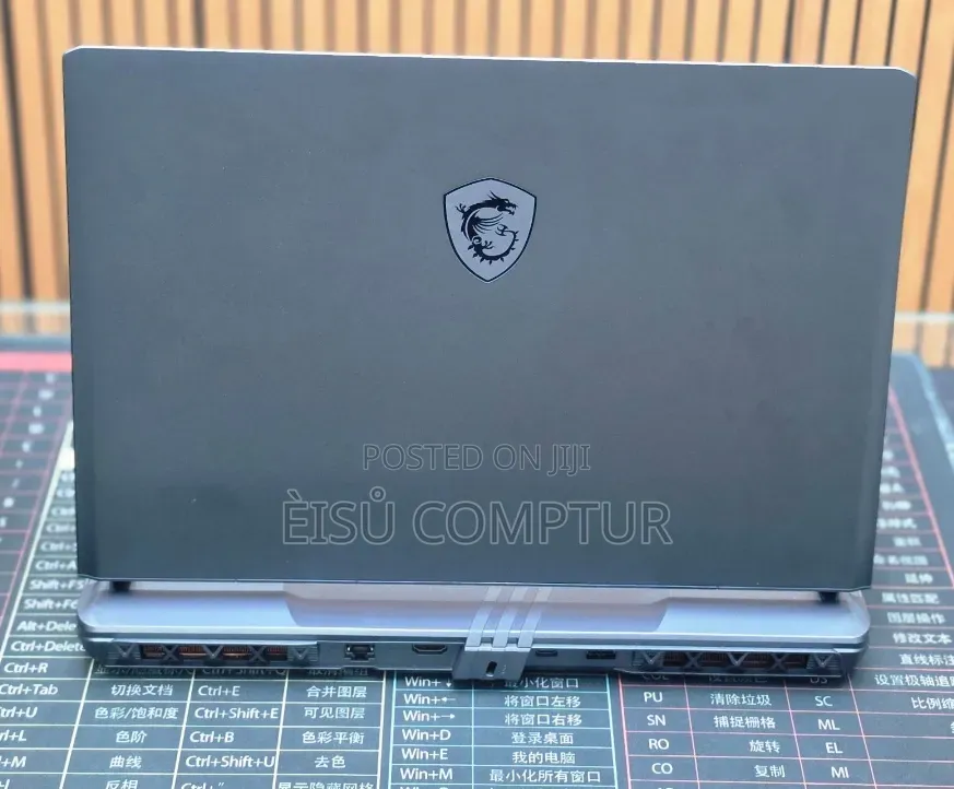 New Laptop MSI Vector GP68 HX 13V 32GB Intel Core i9 SSD 1T
