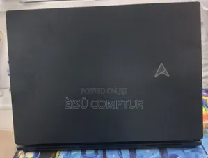 New Laptop Asus ZenBook UX303LN 32GB Intel Core i9 SSD 1T