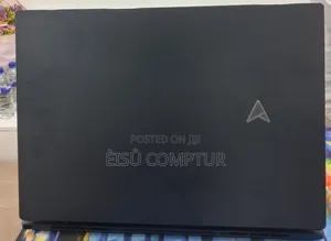 New Laptop Asus ZenBook UX303LN 32GB Intel Core i9 SSD 1T