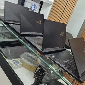 New Laptop Asus ROG Strix G15 16GB Intel Core i7 SSD 512GB