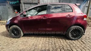 Toyota Yaris 2009 Burgundy