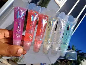 Shiny Lipgloss