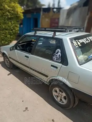 Toyota Corolla 1985 Silver