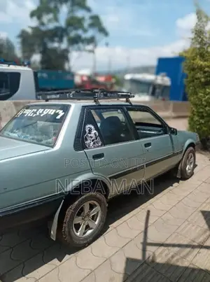 Toyota Corolla 1985 Silver
