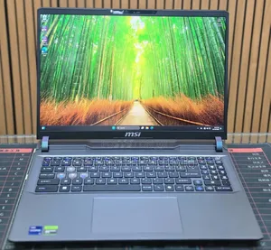 New Laptop MSI Vector GP68 HX 13V 32GB Intel Core i9 SSD 1T