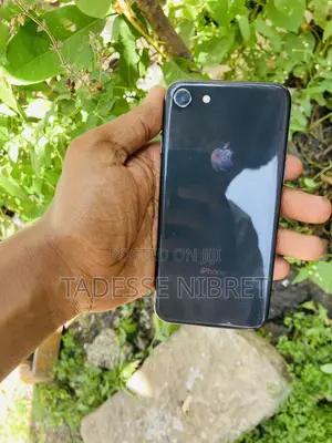 Apple iPhone 8 64 GB Black