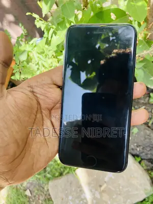 Apple iPhone 8 64 GB Black
