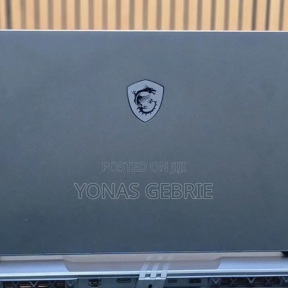 New Laptop MSI 32GB Intel Core i9 SSD 1T