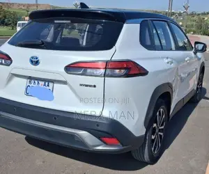 Toyota Corolla Cross 2024 White