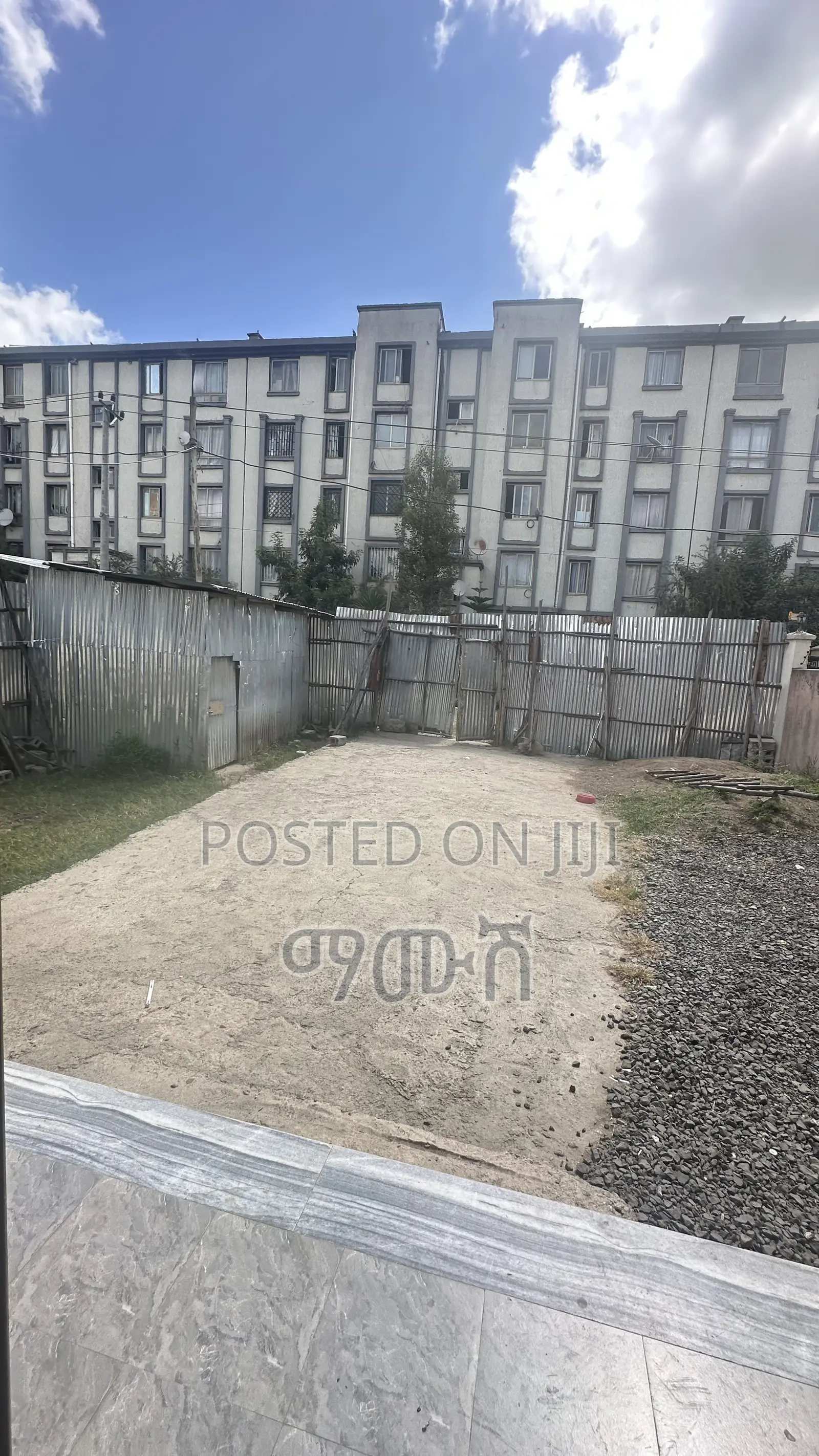 Furnished 2bdrm House in አያት ለመኖሪያ ምቹ የሆነ, Bole for sale