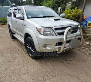 Toyota Hilux 3.0 D-4D Double Cab 2008 Silver