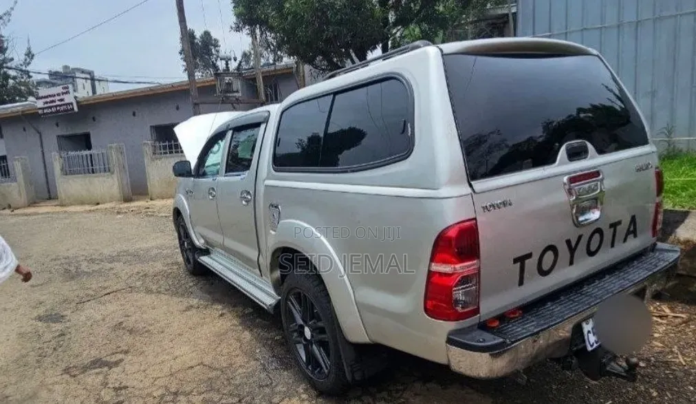 Toyota Hilux 3.0 D-4D Double Cab 2008 Silver