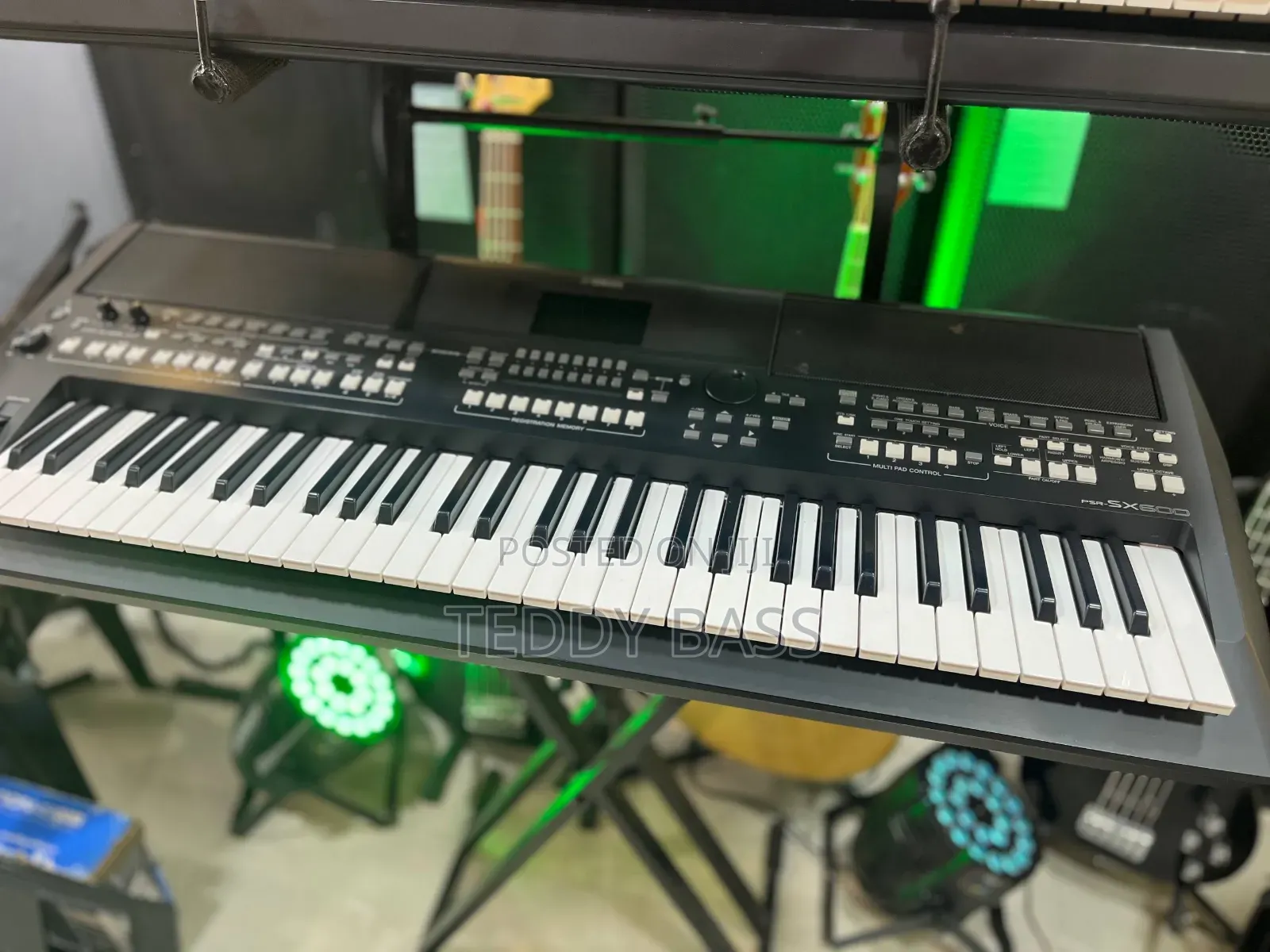 Yamaha Sx600