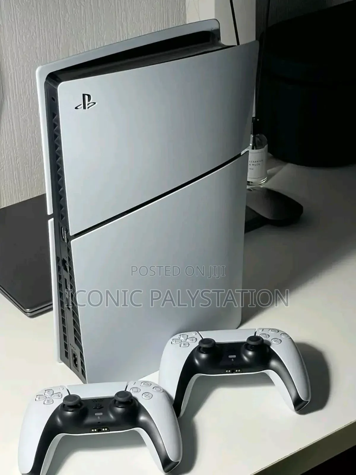 Relax With Ps5 Slim With Orginal Joystik
