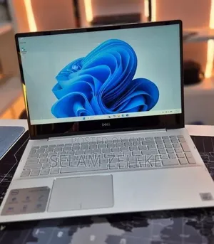 New Laptop Dell Inspiron 15 16GB Intel Core i5 SSD 256GB