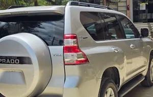 Toyota Land Cruiser Prado 3.0 D-4D (190 Hp) 7 seats 2015 Silver
