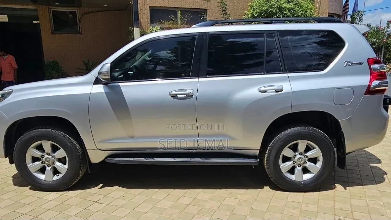 Toyota Land Cruiser Prado 3.0 D-4D (190 Hp) 7 seats 2015 Silver