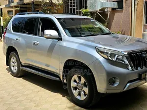 Toyota Land Cruiser Prado 3.0 D-4D (190 Hp) 7 seats 2015 Silver