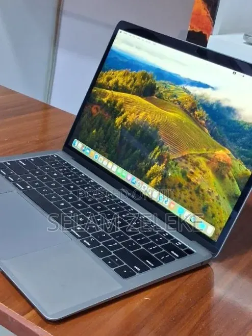 New Laptop Apple MacBook Air 2019 8GB Intel Core i5 SSD 128GB