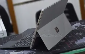New Laptop Microsoft Surface Pro 7+ 16GB Intel Core i5 SSD 256GB