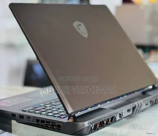 New Laptop MSI Vector GP68 HX 13V 32GB Intel Core i9 SSD 1T