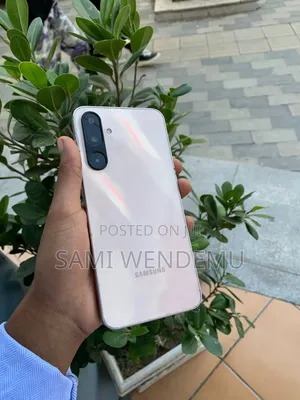 Samsung Galaxy M16 128 GB