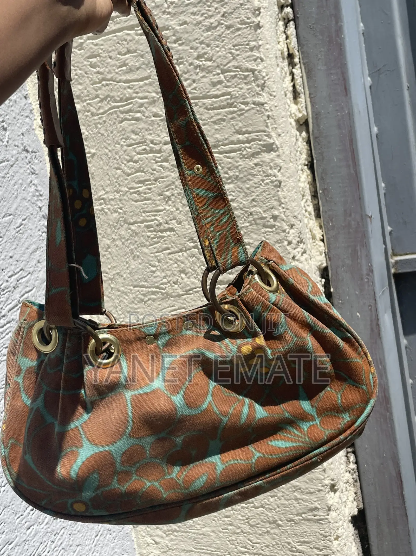Thirfty Bag