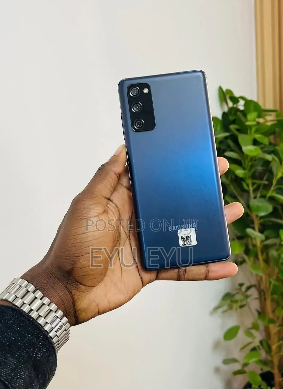 New Samsung Galaxy S20 FE 5G 128 GB Blue